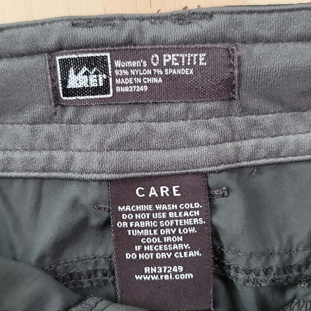 REI Hiking Pants Womens 0 Petite Gray Nylon Cargo Outdoor Draw String Waist Adj - Picture 13 of 16